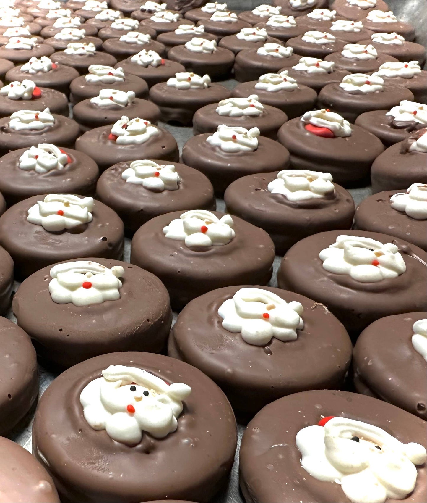 Christmas Santa Face🎅 O’Oreo w/ Milk Chocolate 3 Pack