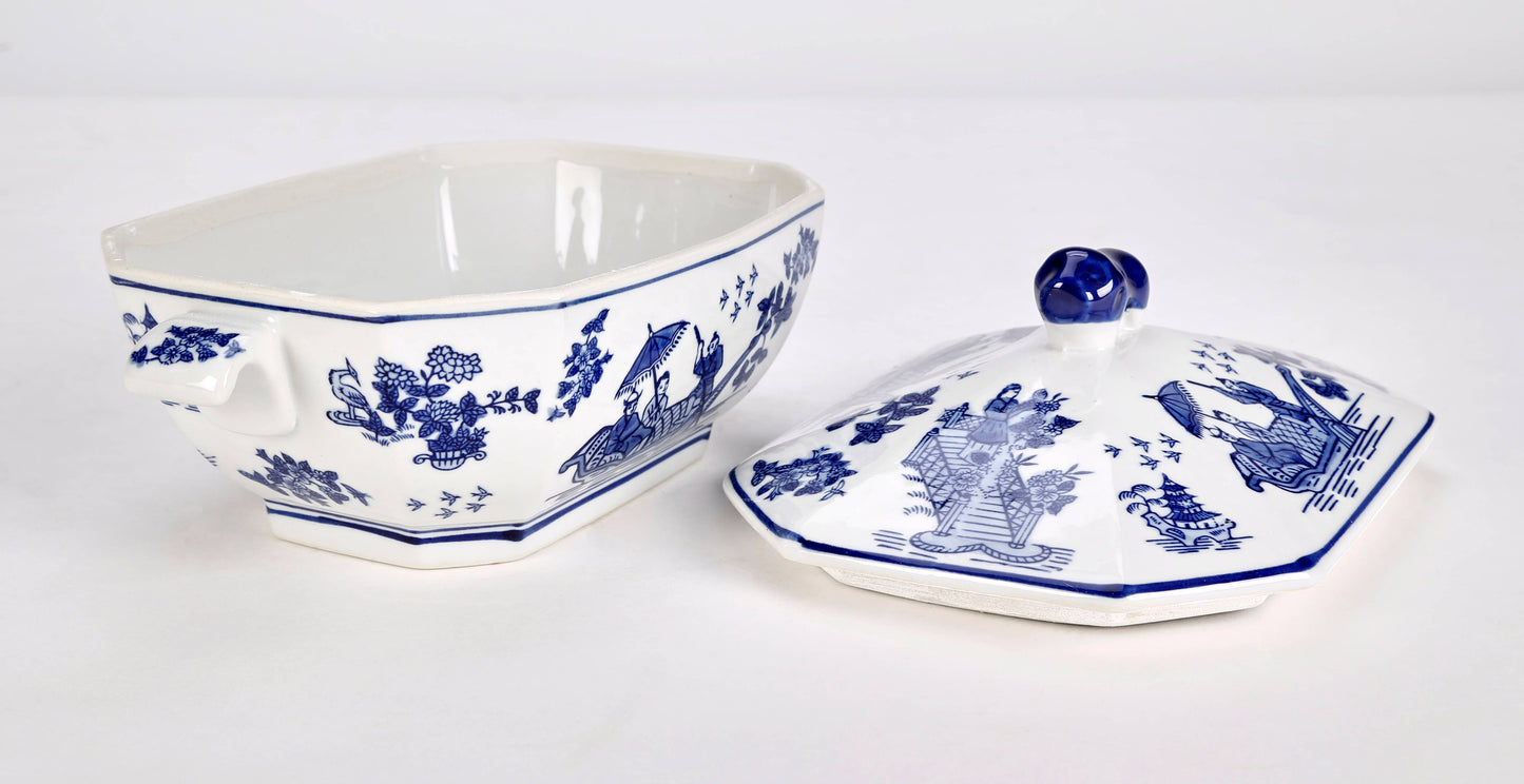 Blue Willow Porcelain Covered Tureen