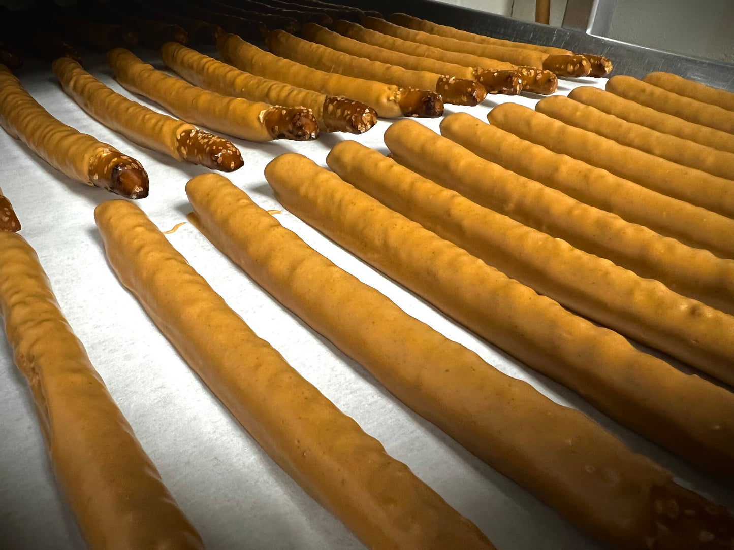 Pretzel Rods 🥨 Peanut Butter & Milk Choc Triple Dipped 3PK
